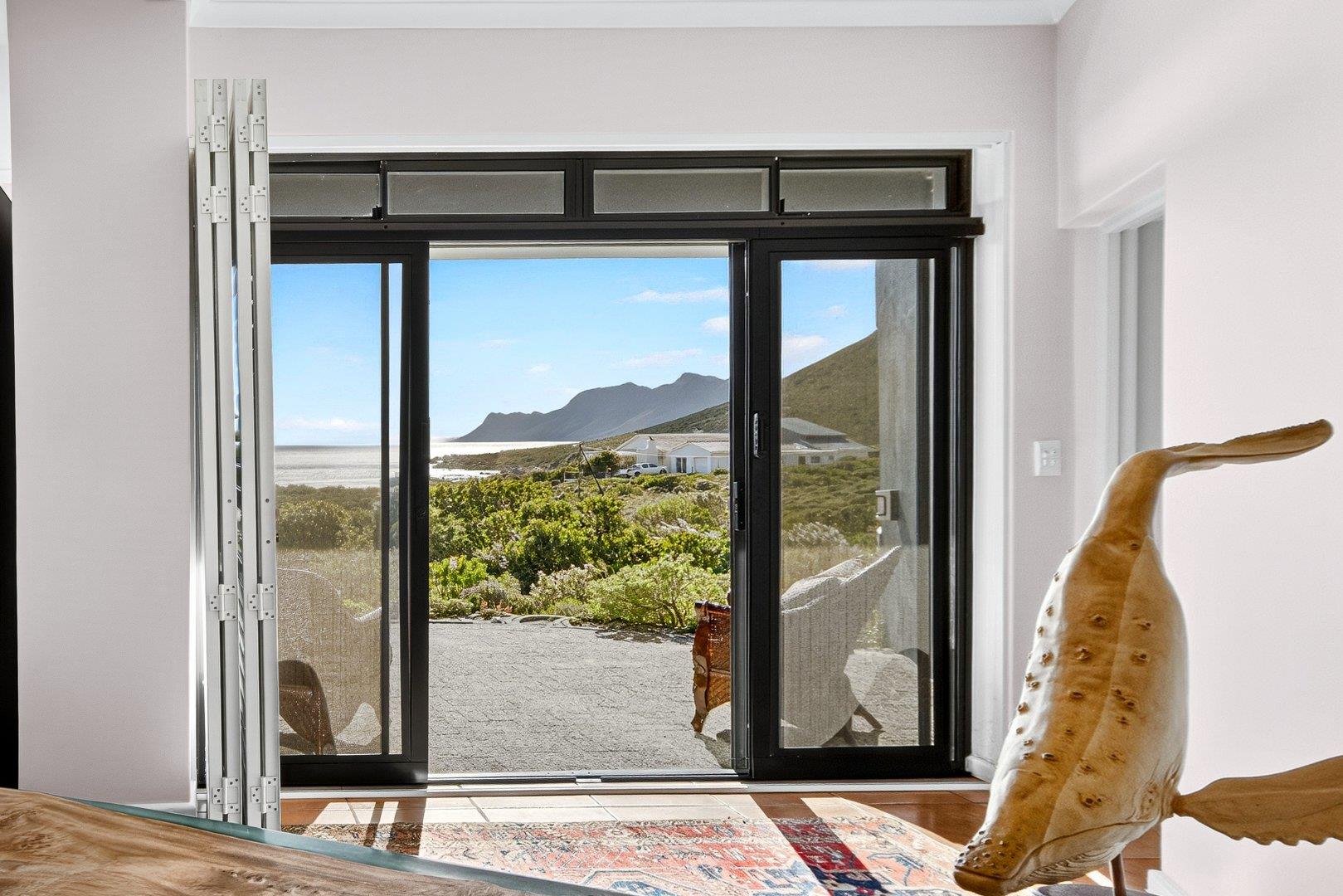 House (Double Storey / Guesthouse potential) · 3 bed · in 6 Camp Road, Rooi Els, Western Cape