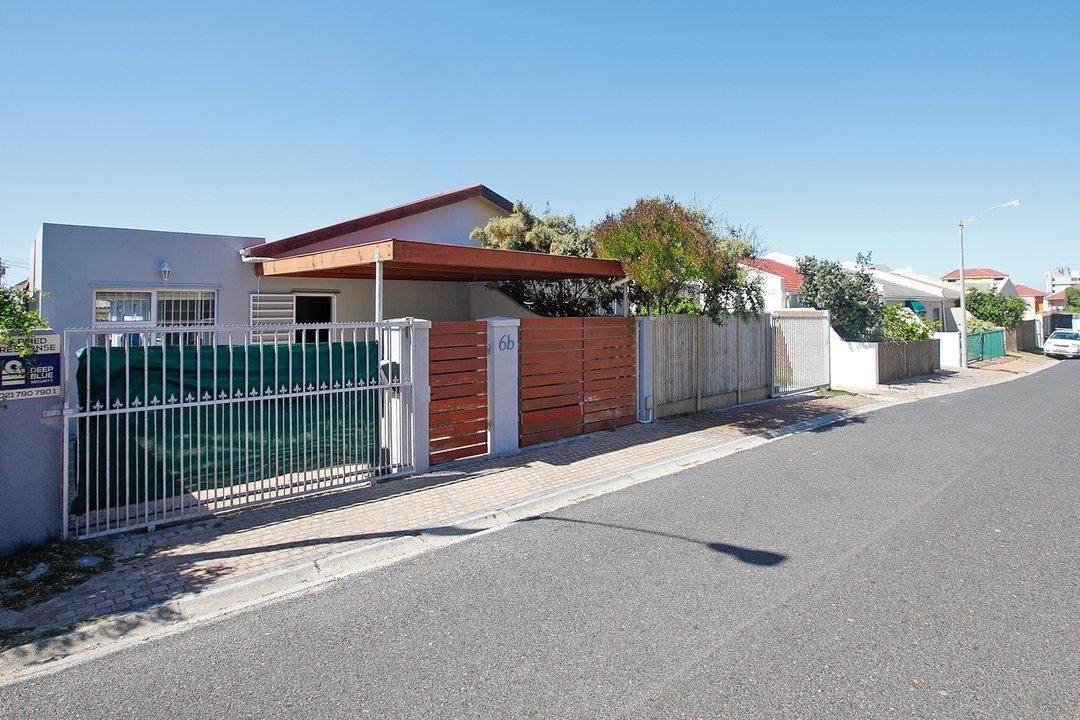 House (Semi-detached) · 3 bed · in Marine Estate, Muizenberg, Cape Town