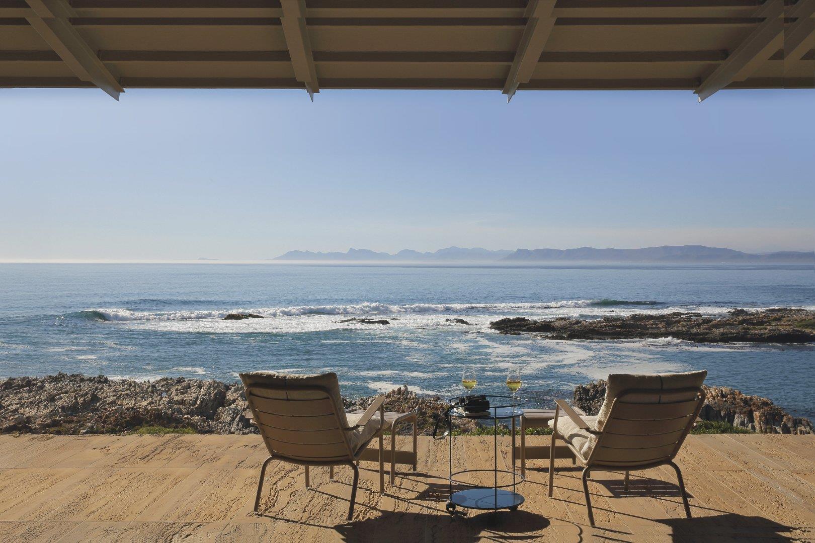 House · 4 bed · in 8 Waterkant Street, De Kelders, Gansbaai