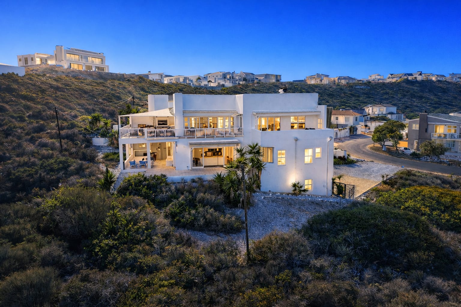 House · 4 bed · in Pearl Bay, Yzerfontein, Western Cape